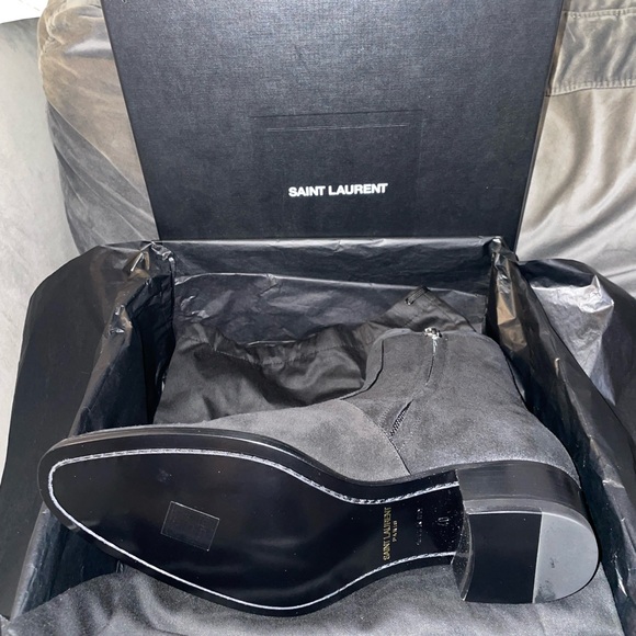 Saint Laurent Wyatt 40 Zipped Boot in Black Size 40| 8 - Picture 3 of 6